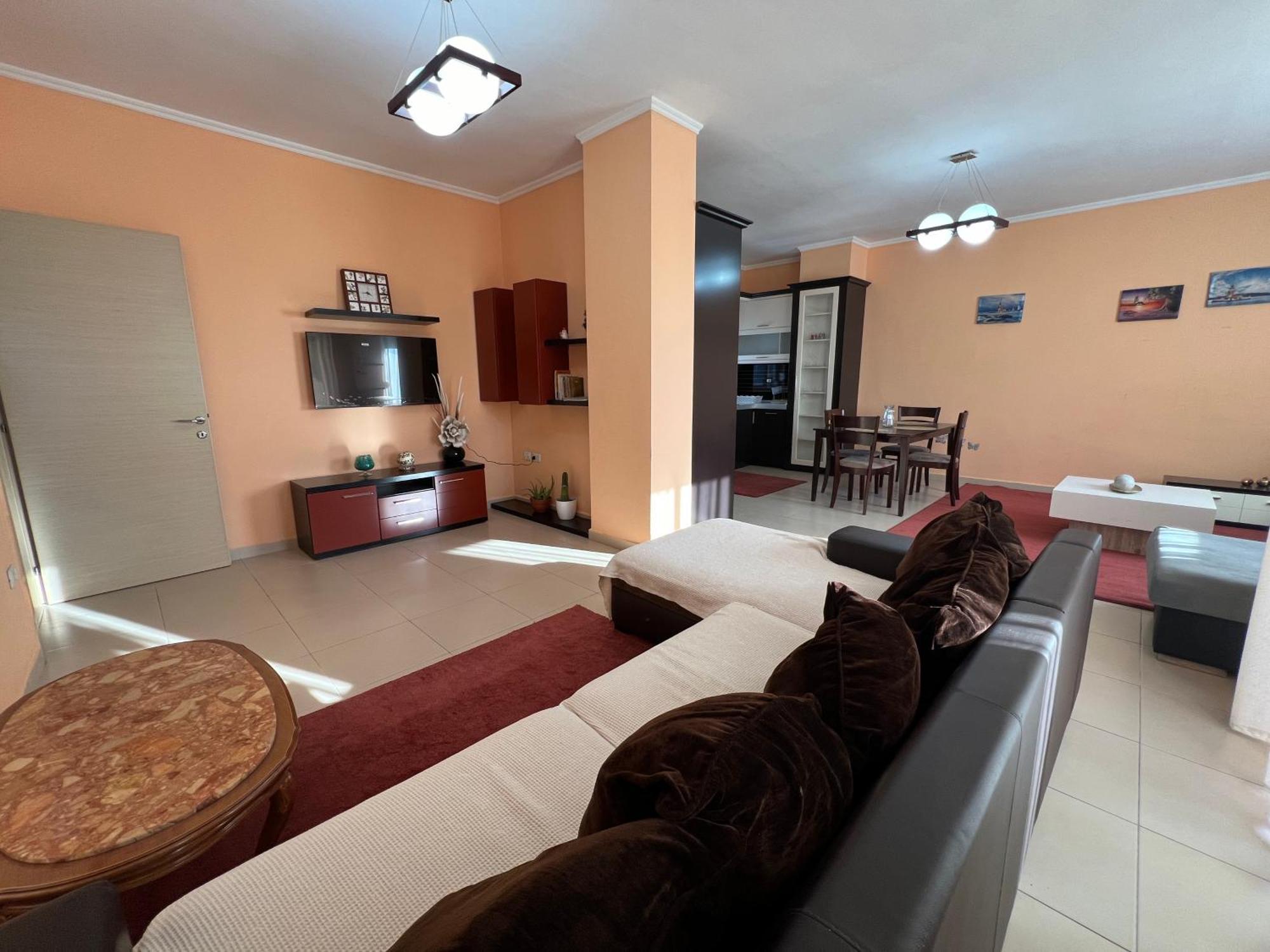 Elbasan Center Family Apartment N.42 Exterior photo