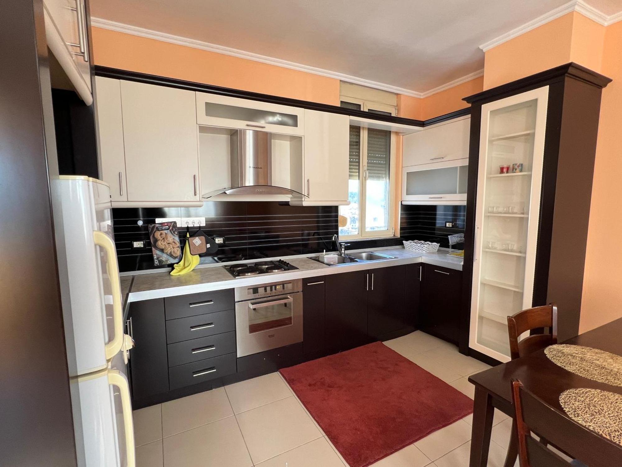 Elbasan Center Family Apartment N.42 Exterior photo